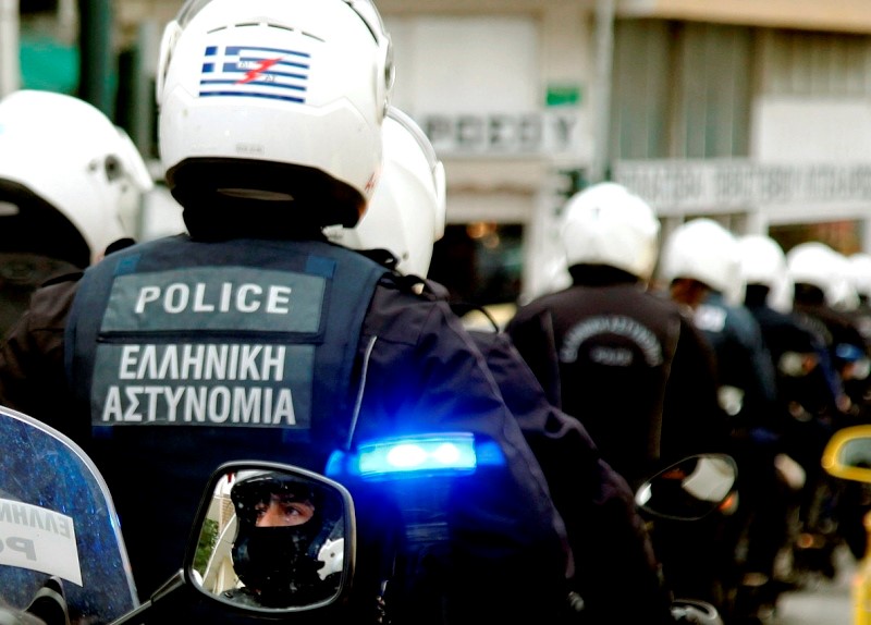 Αστυνομικοί Μαγνησίας: «Ποιόν αστυνομικό λιθοβολείτε»;